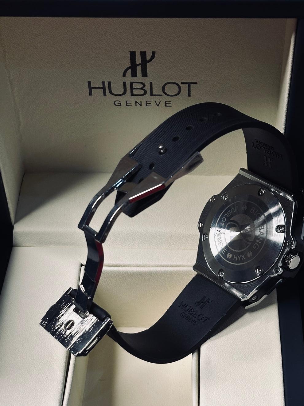 Hublot Classic Fusion Quartz-Diamond-Set Bezel